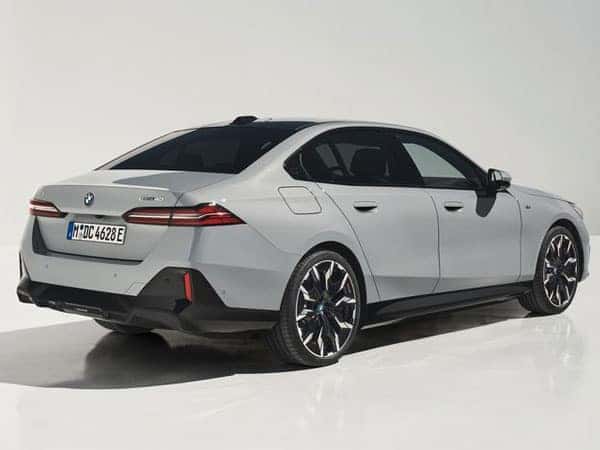 2024 BMW i5 Rear Angle