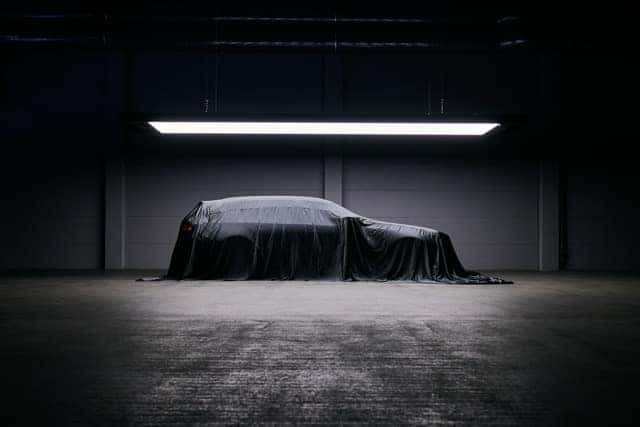 BMW M5 Touring under a cover