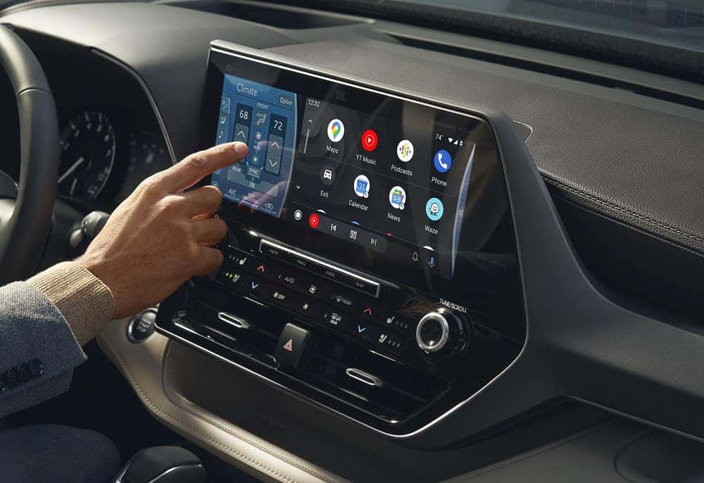 Toyota Highlander Interior with Android Auto™