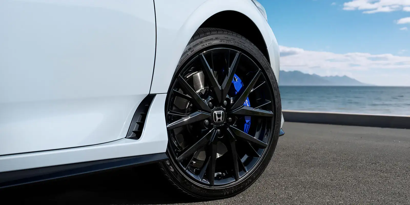 Prelude hybrid details