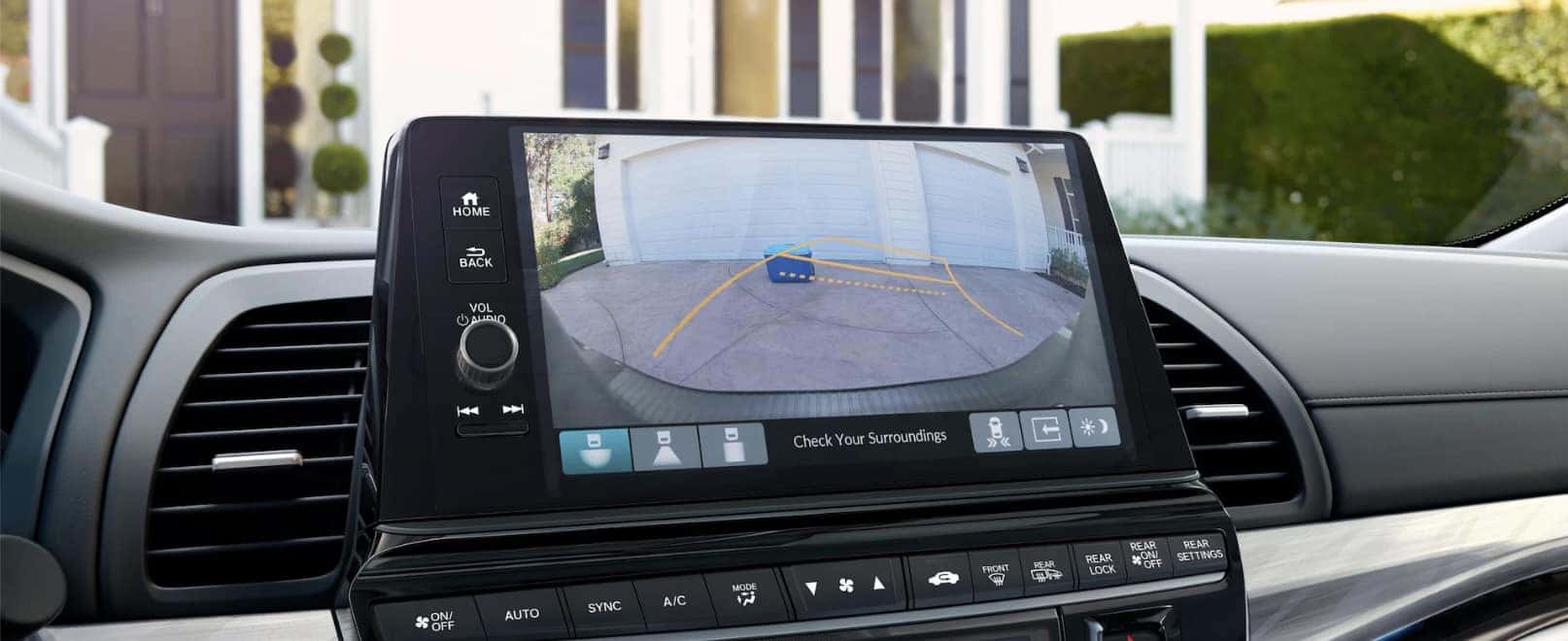 Parking camera of 2026 Honda Odyssey near Hammond, LA
