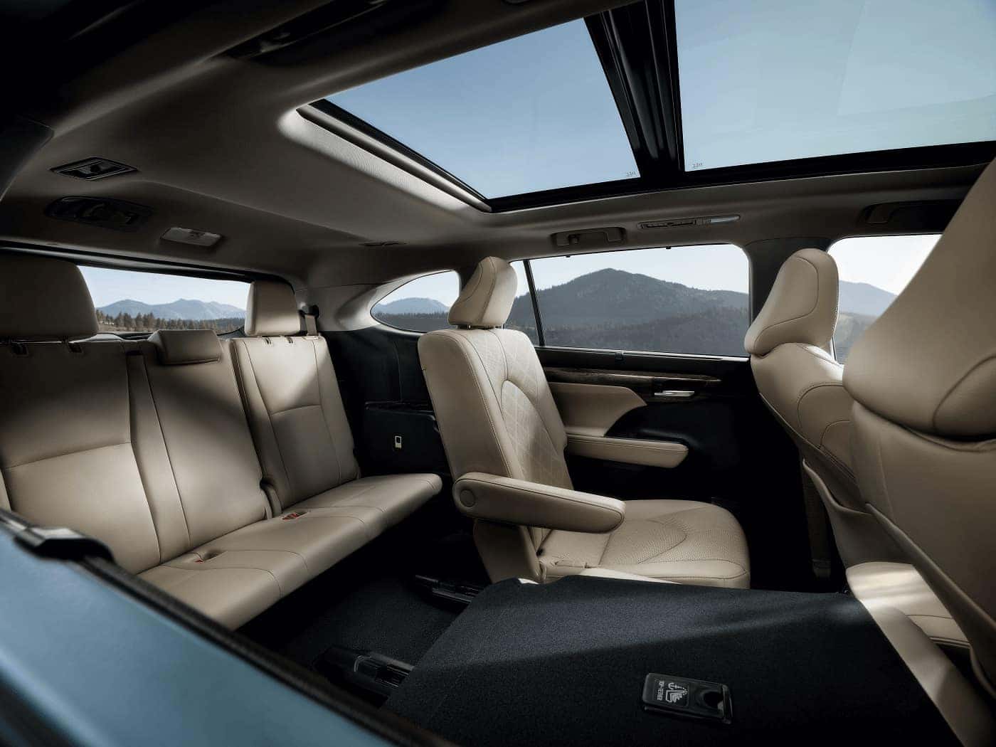 Toyota Highlander Interior Cabin