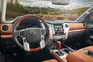 Toyota Tundra vs Nissan TITAN