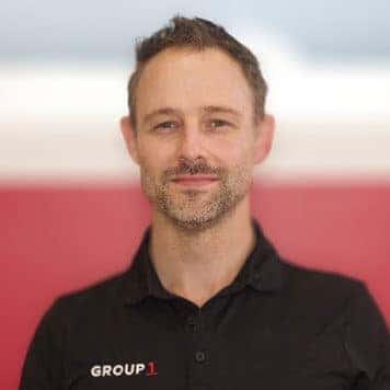 Stuart  Jennett