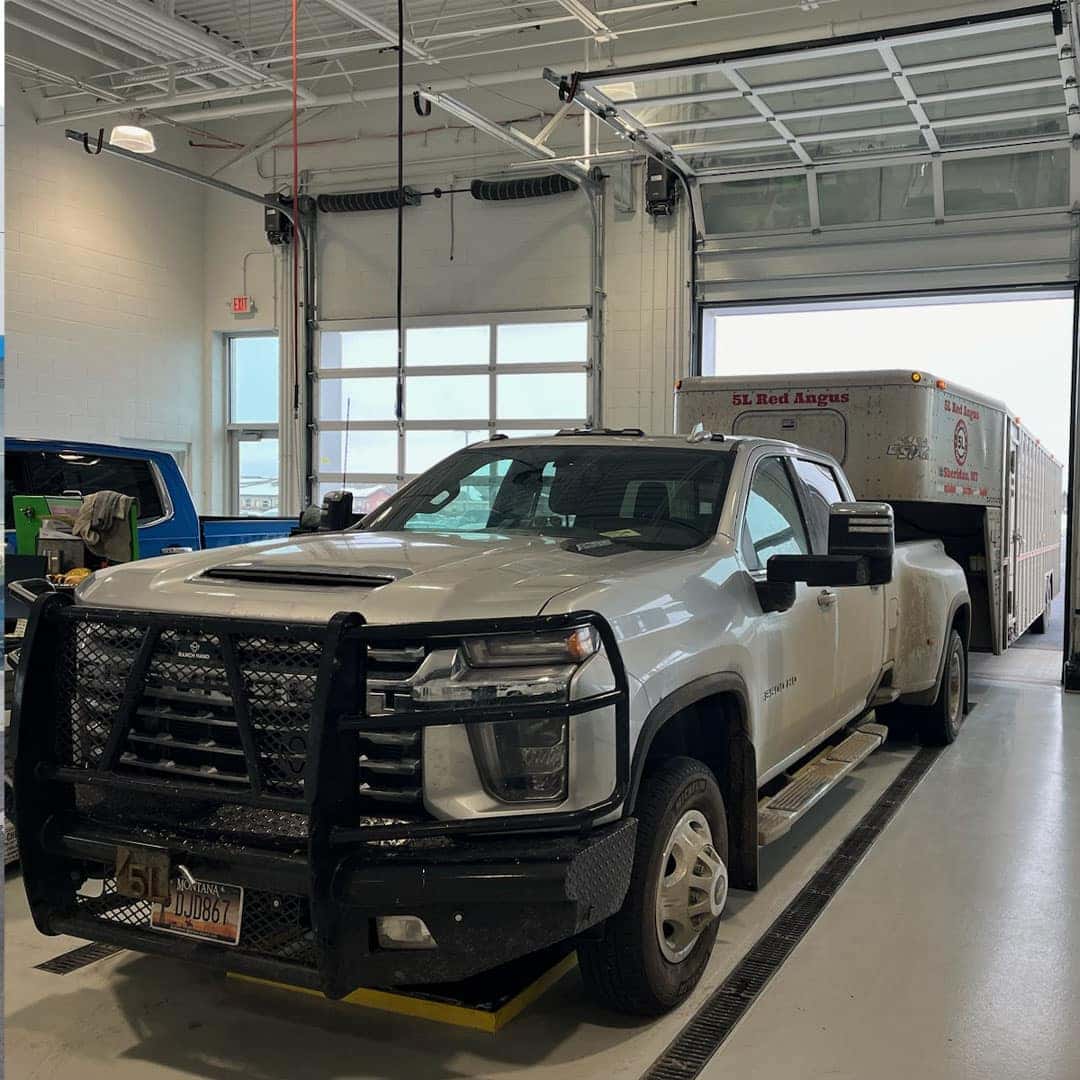 Chevrolet Silverado HD in Express Maintenance