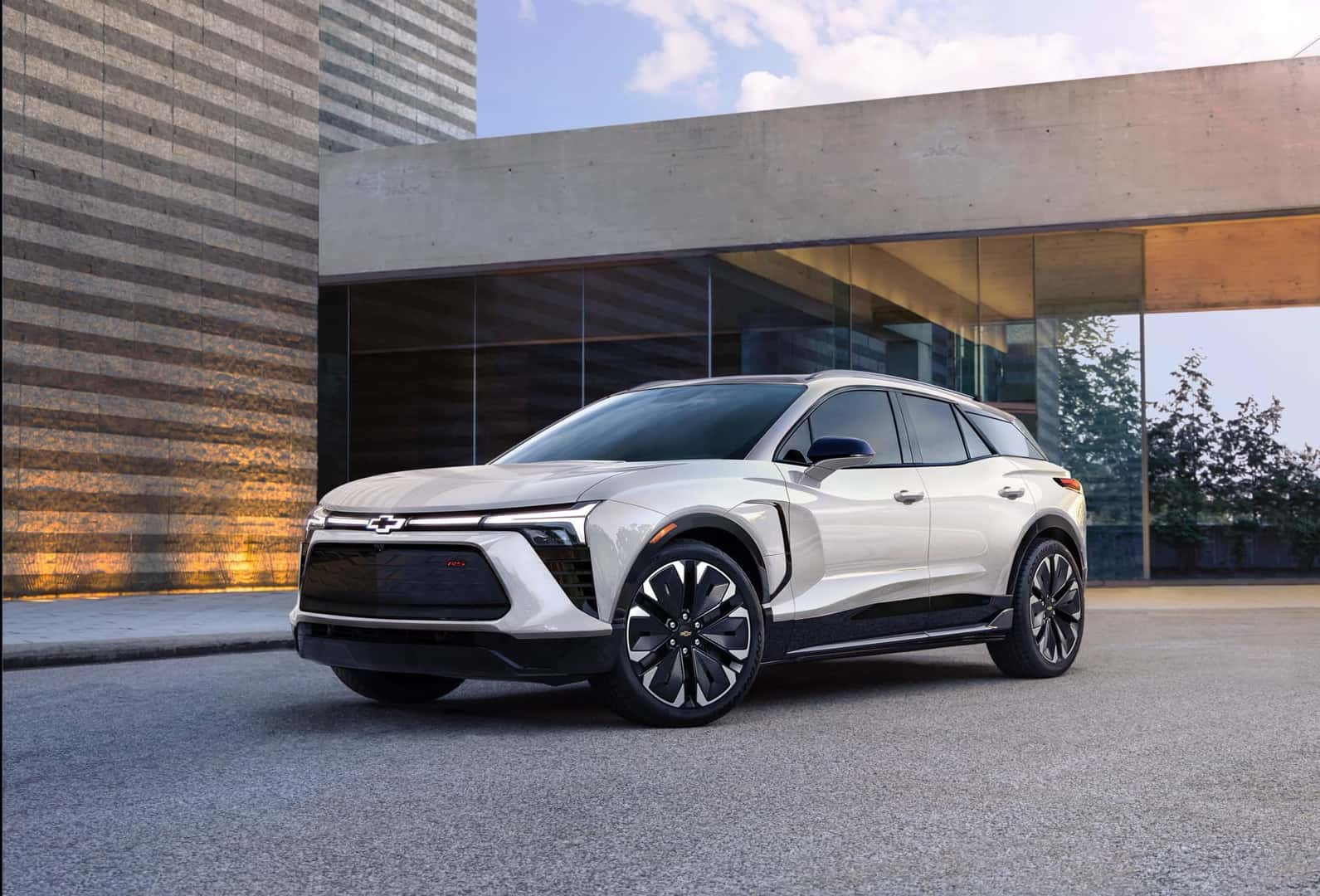 The Astonishing Exterior Of The Brilliant 2024 Chevy Blazer EV