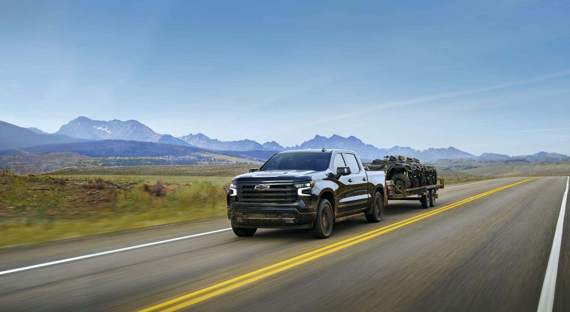 The Spectacular 2025 Chevy Silverado 1500 Towing A Heavy Payload With Ease
