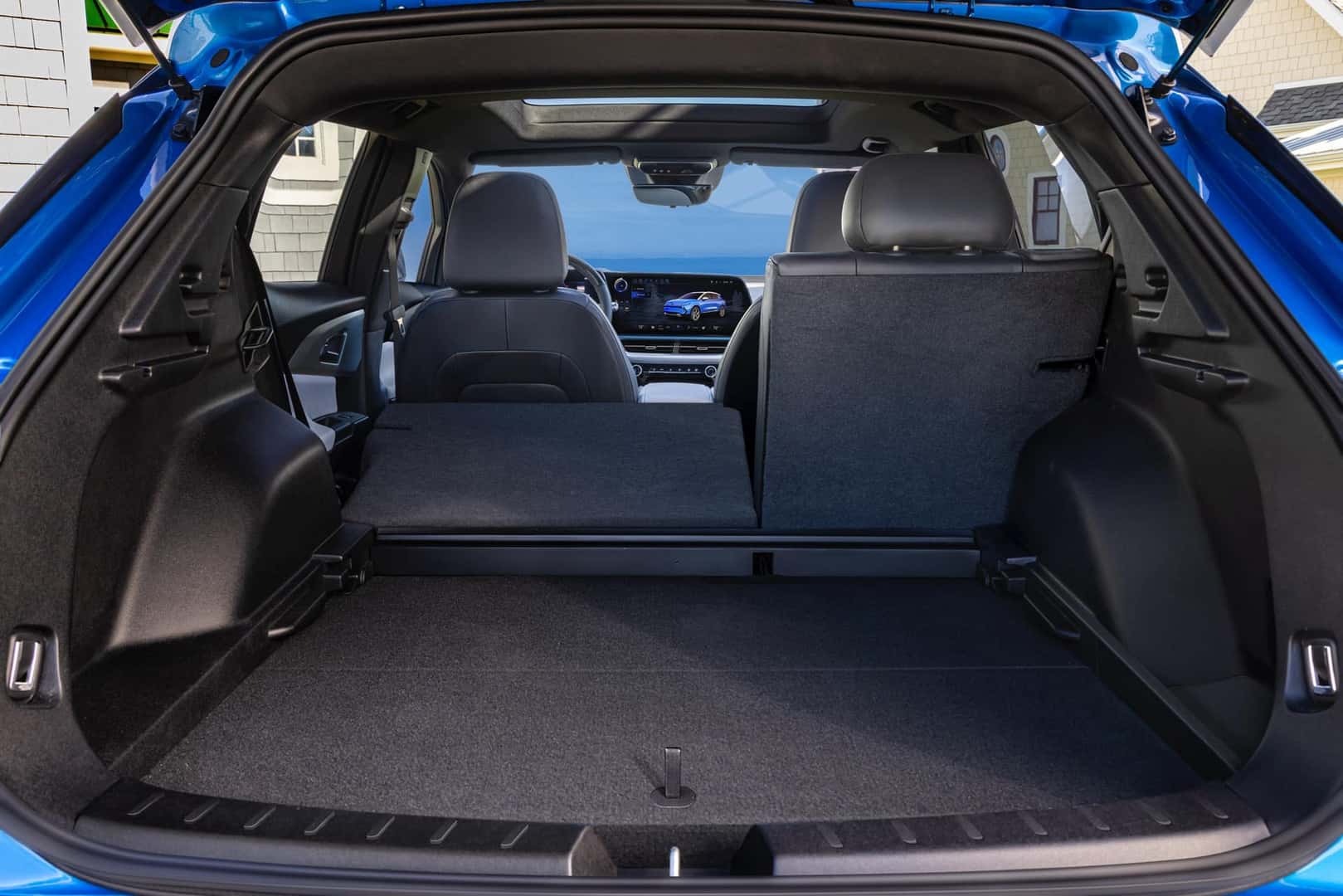 2025 Chevrolet Equinox EV cargo space