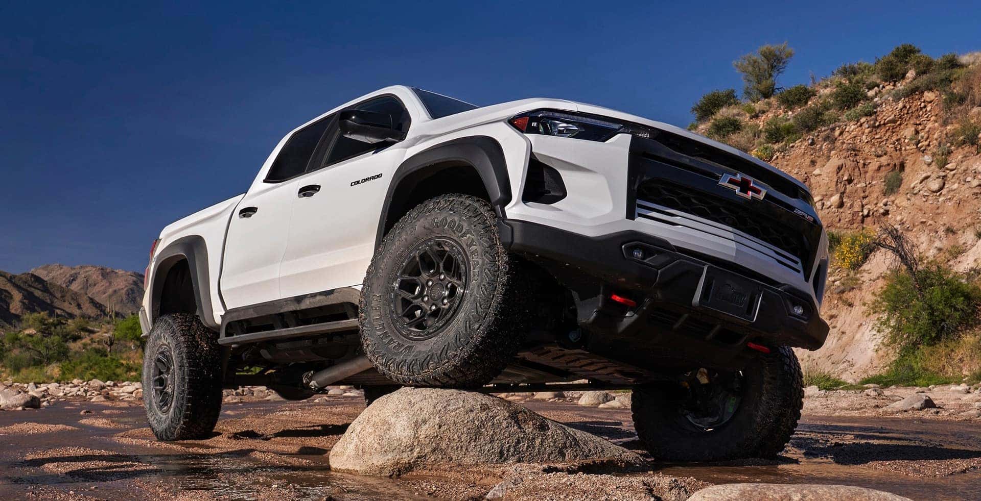 2024 Chevrolet Colorado ZR2 Bison off-roading