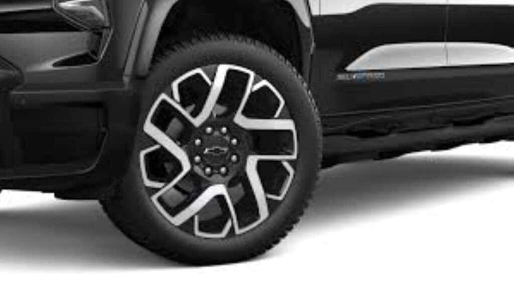 2025 Chevrolet Silverado EV Tire