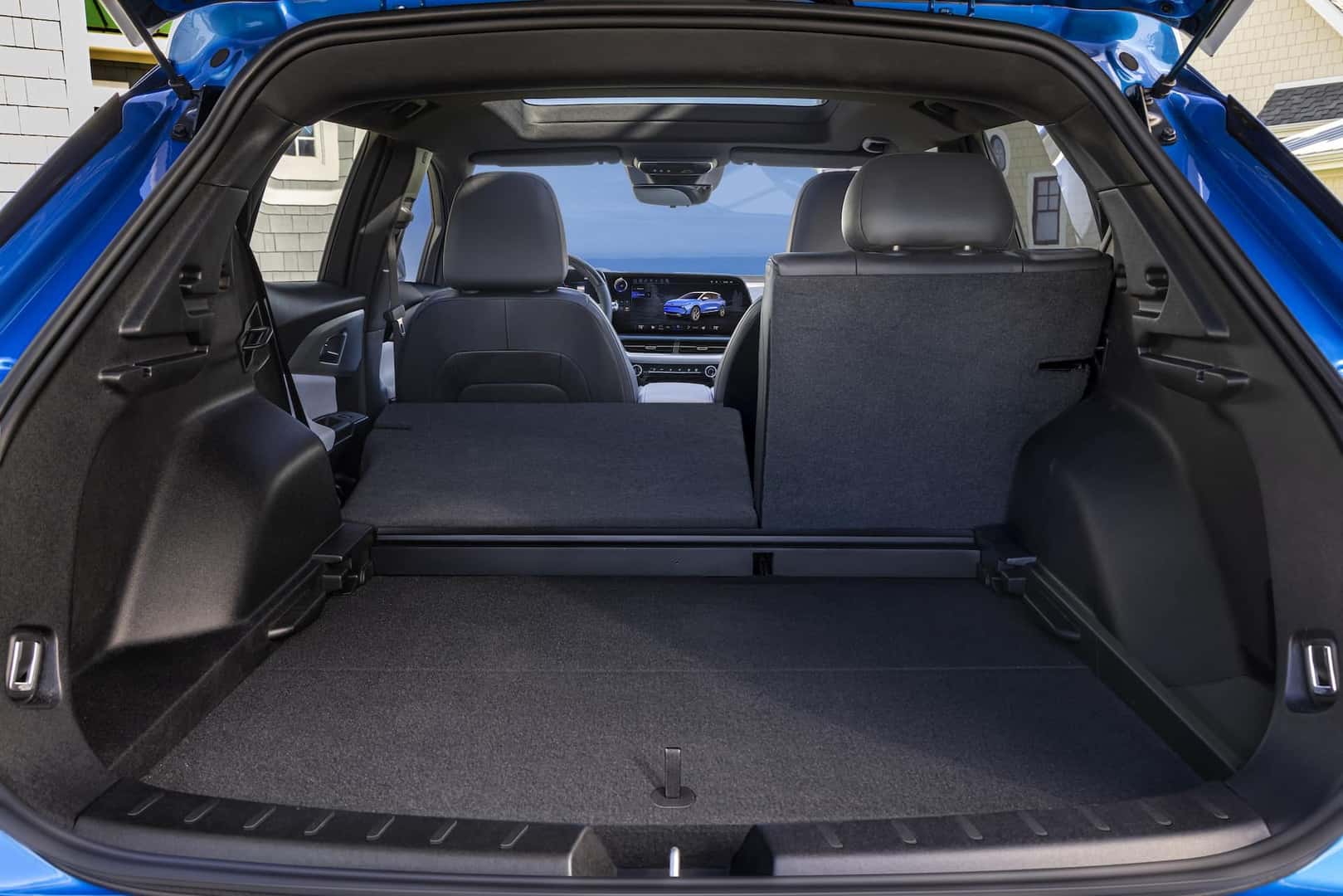 2024 Chevrolet Equinox EV 3LT Cargo Space